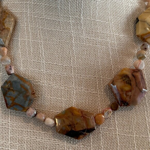 Jasper Stone Bead Necklace - Picture 5 of 6
